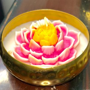 Round urli bowl candle medium